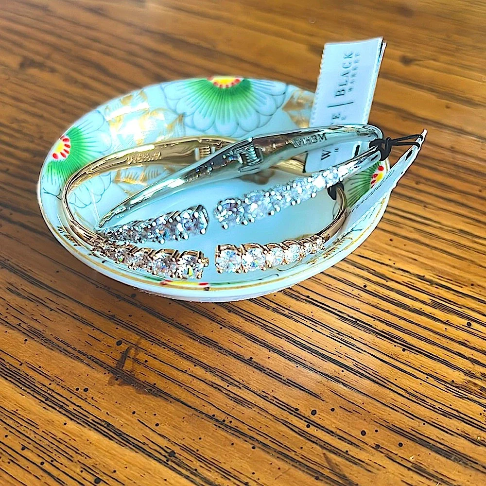 🔥NWT WHBM 2 beautiful diamond Likebracelets.1Gold&1SilverTone.Elegant&Versatile